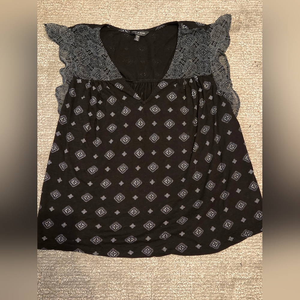 Lucky Brand Black and Gray Patterned Blouse